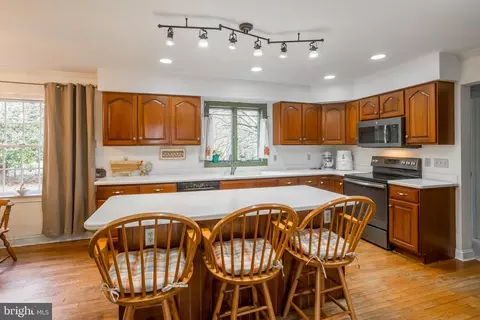Kitchen - 7904 Clark Rd, Denton, MD 21629 photo 3 of 6