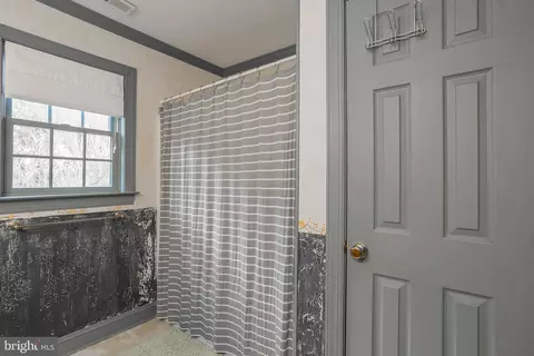 Entry Way - 7904 Clark Rd, Denton, MD 21629 photo 8 of 9