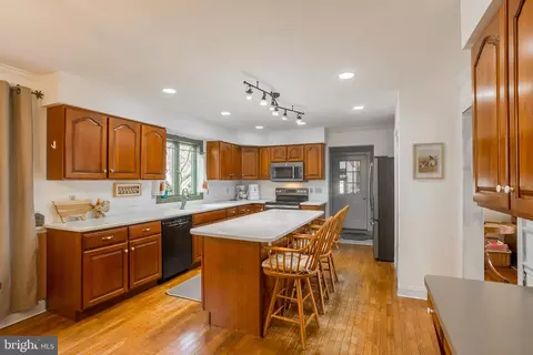 Kitchen - 7904 Clark Rd, Denton, MD 21629 photo 1 of 6