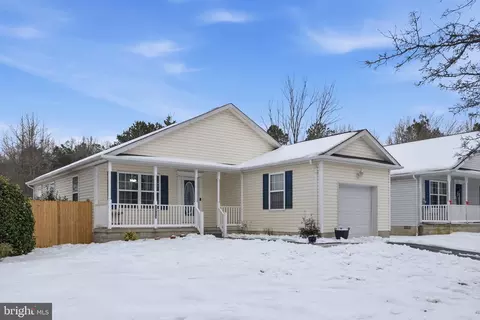 Exterior - 1303 Fairfield Ct, Denton, MD 21629 photo 1 of 2