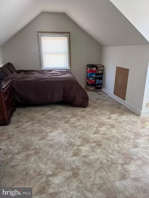 Bedroom - 112 S 5th Ave, Denton, MD 21629 photo 2 of 2