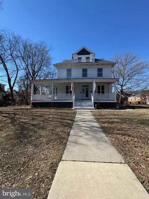 Exterior - 112 S 5th Ave, Denton, MD 21629 photo 2 of 8