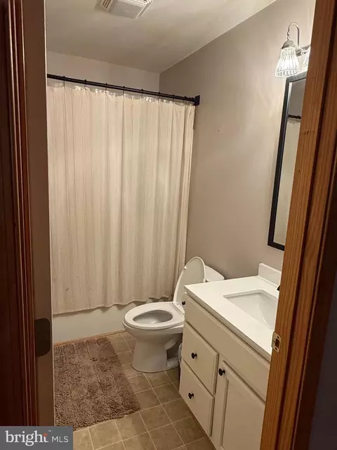 Bath - 8664 Mitchell Rd, Denton, MD 21629 photo 1 of 2