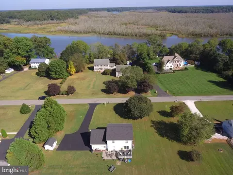 7837 Shore Dr, Preston, MD 21655