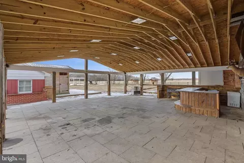 Exterior - 20915 Dover Bridge Rd, Preston, MD 21655 photo 1 of 9