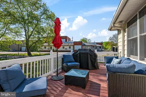 Exterior - 4 Maple Ave, Ridgely, MD 21660 photo 2 of 6