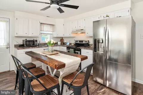 Kitchen - 4 Maple Ave, Ridgely, MD 21660 photo 2 of 3