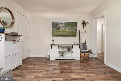 Entry Way - 4 Maple Ave, Ridgely, MD 21660 photo 1 of 2