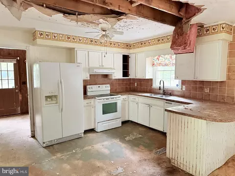 Kitchen - 9532 Corkell Rd, Denton, MD 21629 photo 1 of 1