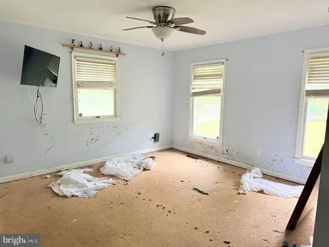 Bedroom - 9532 Corkell Rd, Denton, MD 21629 photo 1 of 3