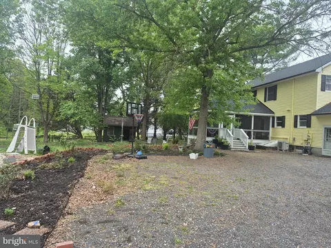 Exterior - 9472 Quail Run Rd, Denton, MD 21629 photo 5 of 8