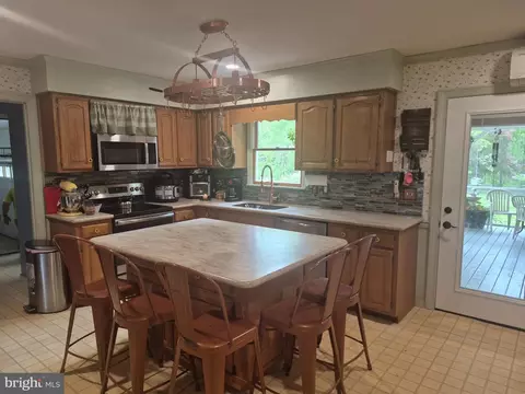 Kitchen - 9472 Quail Run Rd, Denton, MD 21629 photo 1 of 1