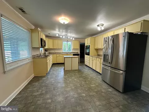 705 S 2nd St, Denton, MD 21629 photo 7