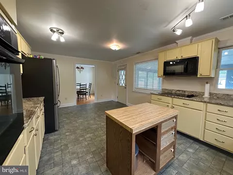 705 S 2nd St, Denton, MD 21629 photo 9