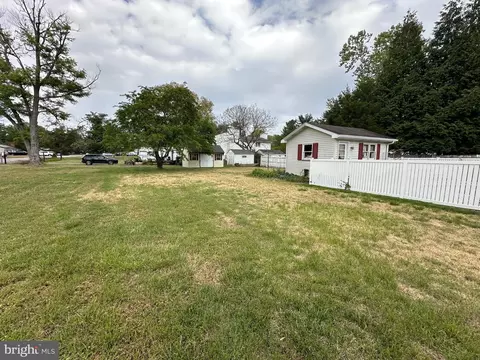 705 S 2nd St, Denton, MD 21629 photo 5