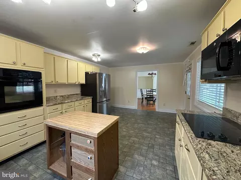 705 S 2nd St, Denton, MD 21629 photo 10