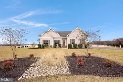 Exterior - 11421 Maplewood Dr, Ridgely, MD 21660 photo 3 of 8