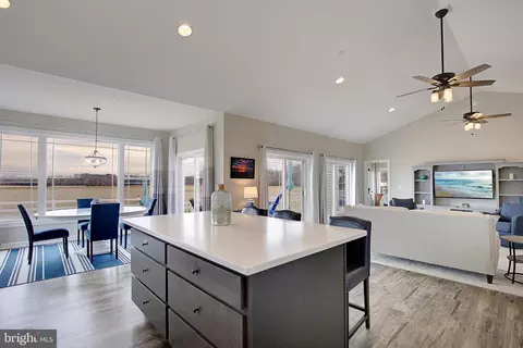Kitchen - 11421 Maplewood Dr, Ridgely, MD 21660 photo 5 of 9