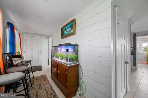 Entry Way - 7347 Harmony Rd, Preston, MD 21655 photo 3 of 5