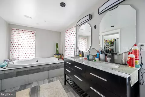 Bath - 7347 Harmony Rd, Preston, MD 21655 photo 3 of 4