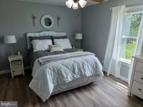 Bedroom - 25485 Hignutt Rd, Denton, MD 21629 photo 3 of 6