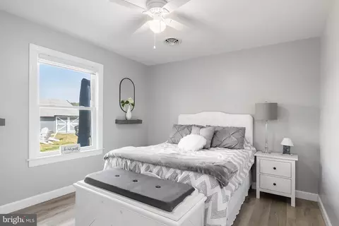 Bedroom - 25485 Hignutt Rd, Denton, MD 21629 photo 5 of 6