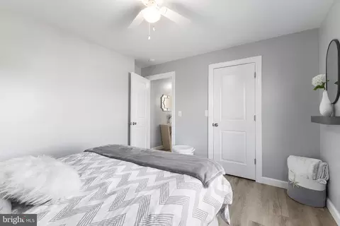 Bedroom - 25485 Hignutt Rd, Denton, MD 21629 photo 6 of 6