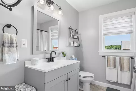 Bath - 25485 Hignutt Rd, Denton, MD 21629 photo 2 of 2