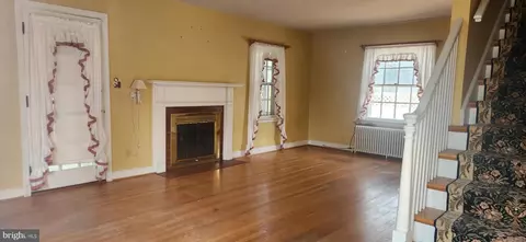 Living - 200 S 2nd, Denton, MD 21629 photo 1 of 2