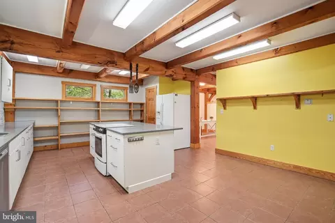 Kitchen - 128 Main St, Preston, MD 21655 photo 4 of 5