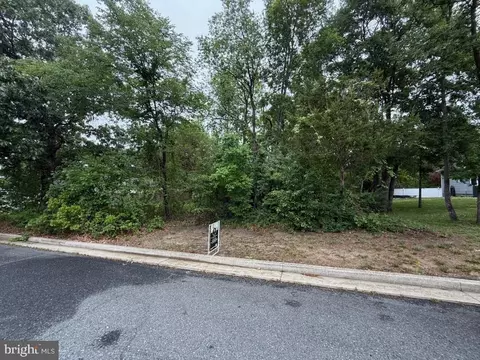 Charlotte Avenue, Federalsburg, MD 21632