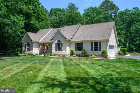 Exterior - 8047 Laurel Ln, Denton, MD 21629 photo 4 of 11