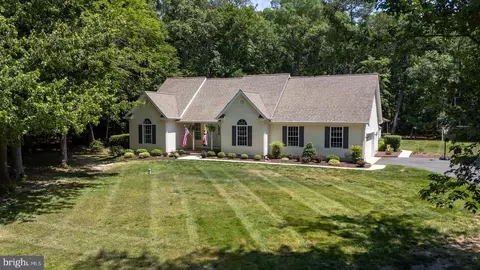 Exterior - 8047 Laurel Ln, Denton, MD 21629 photo 3 of 11