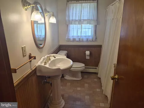 Bath - 1043 Camp Rd, Denton, MD 21629 photo 1 of 1
