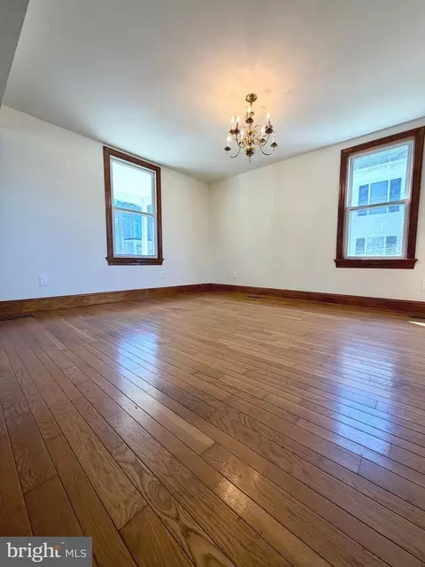 Living - 103 Williamson St, Preston, MD 21655 photo 5 of 6
