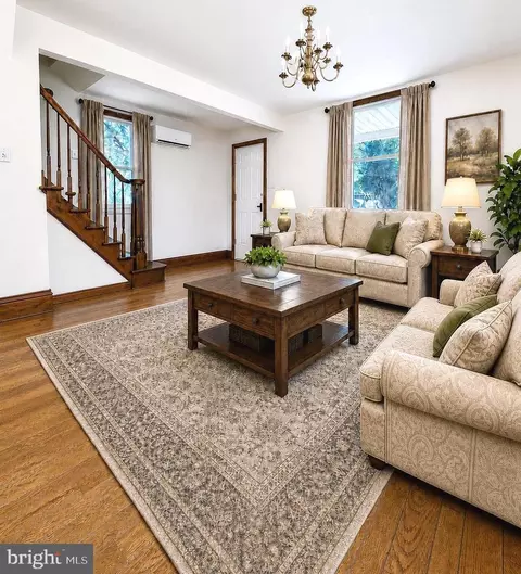 Living - 103 Williamson St, Preston, MD 21655 photo 3 of 6