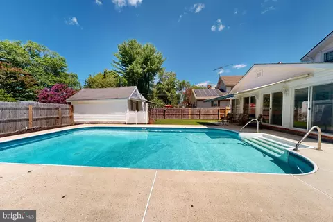 Exterior - 222 S 3rd St, Denton, MD 21629 photo 8 of 11