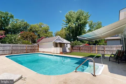 Exterior - 222 S 3rd St, Denton, MD 21629 photo 7 of 11