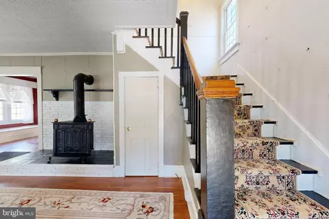 Entry Way - 222 S 3rd St, Denton, MD 21629 photo 1 of 3
