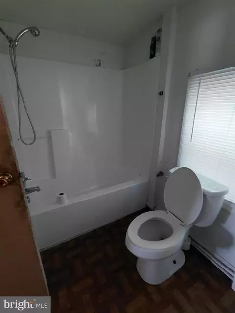 Bath - 4471 Harmony Rd, Preston, MD 21655 photo 1 of 2