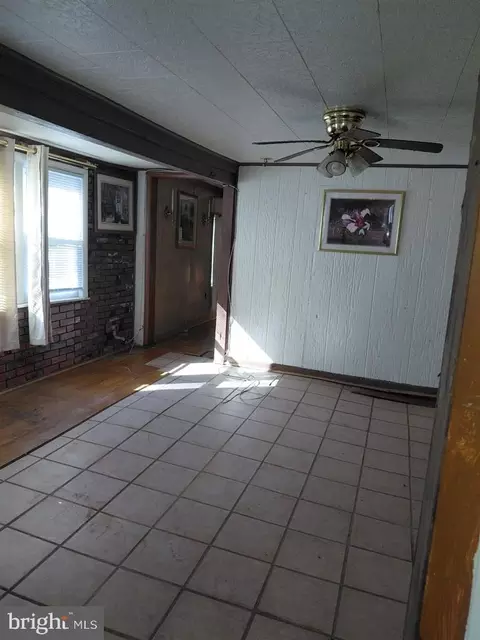 Entry Way - 4471 Harmony Rd, Preston, MD 21655 photo 2 of 2