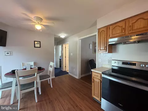 Entry Way - 325 Carter Ave, Denton, MD 21629 photo 1 of 1