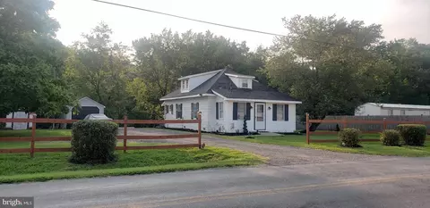 2766 Veterans Dr, Federalsburg, MD 21632