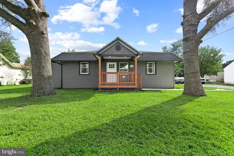 421 W Sunset Ave, Greensboro, MD 21639