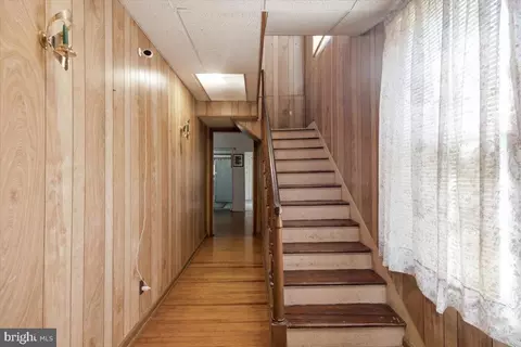 Entry Way - 158 Wright St, Preston, MD 21655 photo 1 of 4