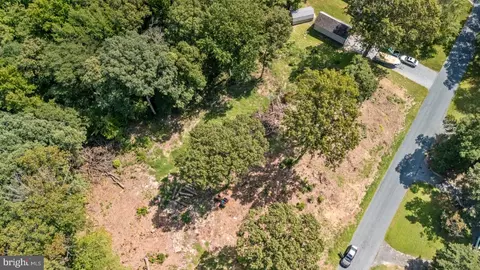2821 Meadowbrook Rd, Federalsburg, MD 21632