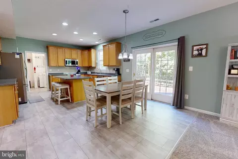 Entry Way - 1111 Whistling Pine Rd, Denton, MD 21629 photo 2 of 9
