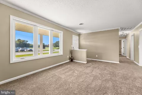 Living - 201 E 6th St, Ridgely, MD 21660 photo 3 of 3