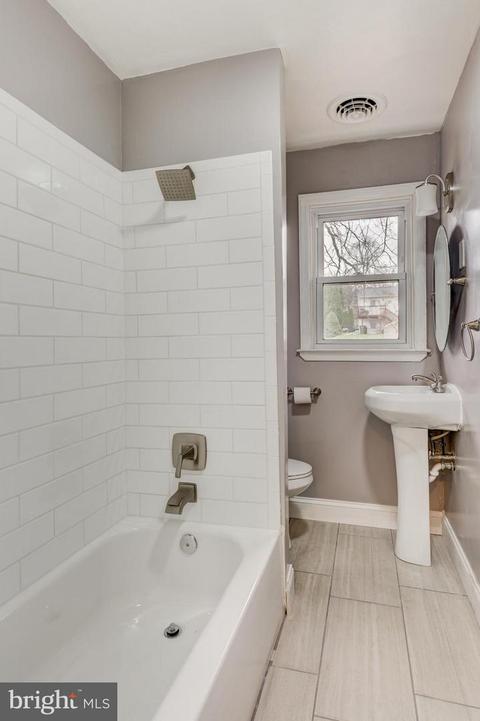 506 Poole Rd, Westminster, MD 21157 photo 9