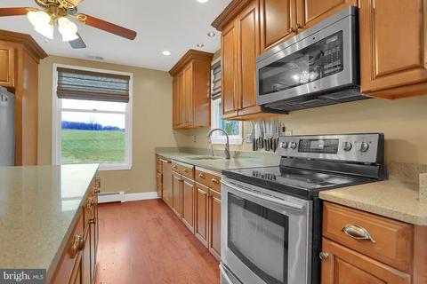 2301 Cross Section Rd, Westminster, MD 21158 photo 7